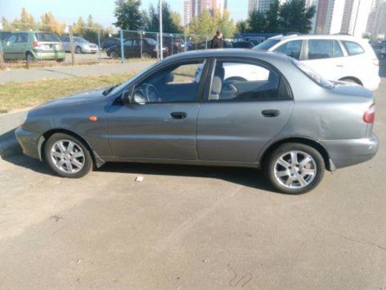 Продам Daewoo Lanos 2009 года в Киеве