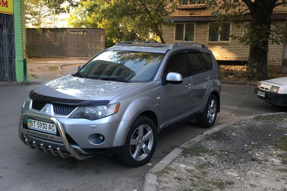 Продам Mitsubishi Outlander XL 4WD 2008 года в Херсоне