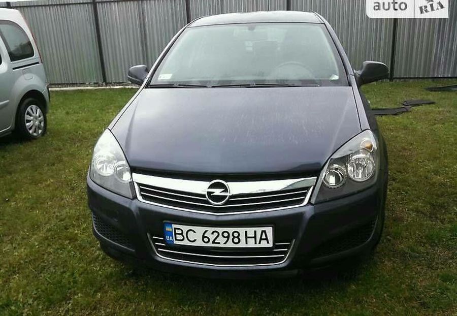 Продам Opel Astra H 2011 года в Ивано-Франковске