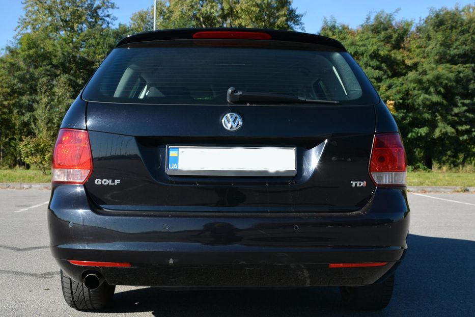 Продам Volkswagen Golf Variant 2013 года в Львове