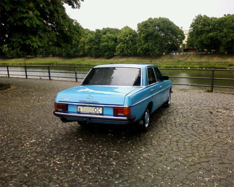 Продам Mercedes-Benz 210 W115 1975 года в Ужгороде