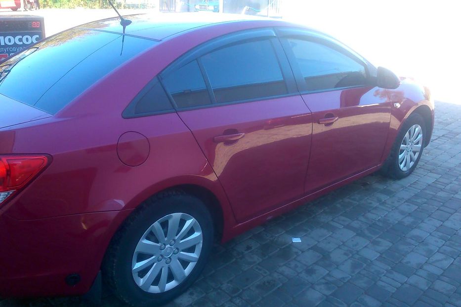 Продам Chevrolet Cruze LS 2010 года в г. Борщев, Тернопольская область