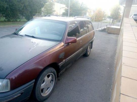 Продам Opel Omega 1990 года в г. Кривой Рог, Днепропетровская область