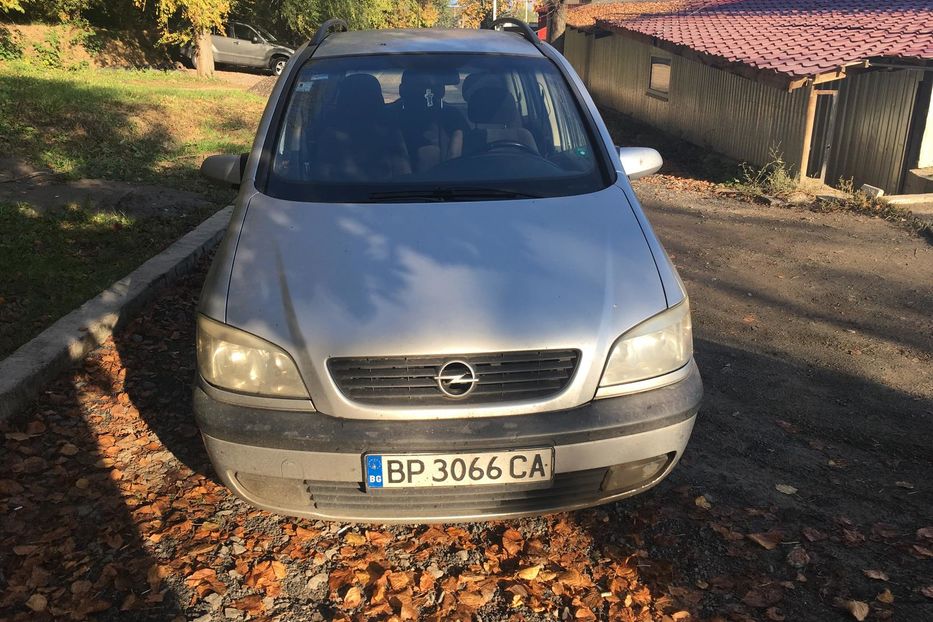 Продам Opel Zafira 2002 года в г. Ладыжин, Винницкая область