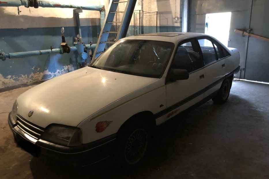 Продам Opel Omega A 1989 года в Киеве