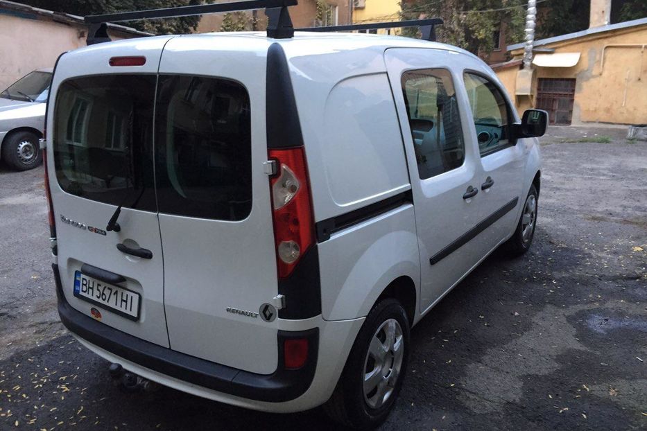 Продам Renault Kangoo пасс. 2012 года в Одессе