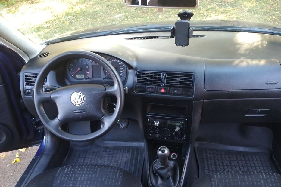 Продам Volkswagen Golf IV 2002 года в Киеве