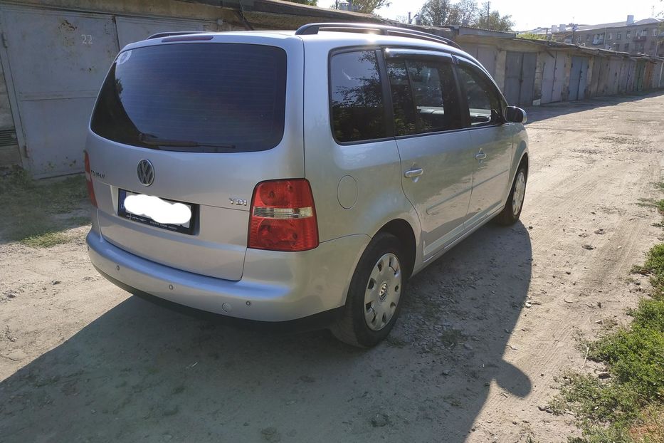 Продам Volkswagen Touran 1.9 D 2006 года в Харькове