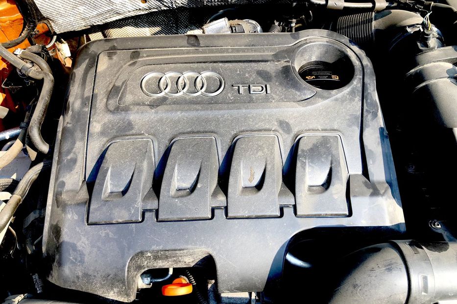 Продам Audi Q3 2.0 TDI quattro (177 л.с.) 2012 года в Одессе
