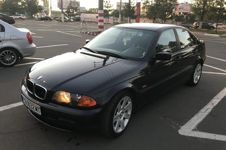 Продам BMW 320 2000 года в Одессе