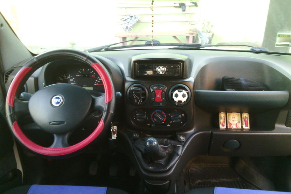 Продам Fiat Doblo пасс. 2003 года в Львове