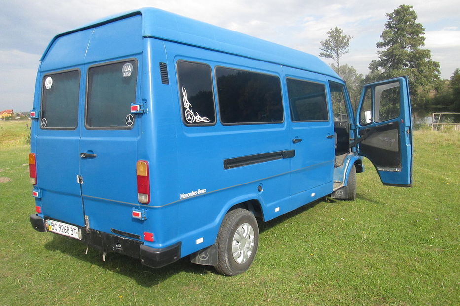 Продам Mercedes-Benz Sprinter 210 пасс. 1993 года в г. Самбор, Львовская область