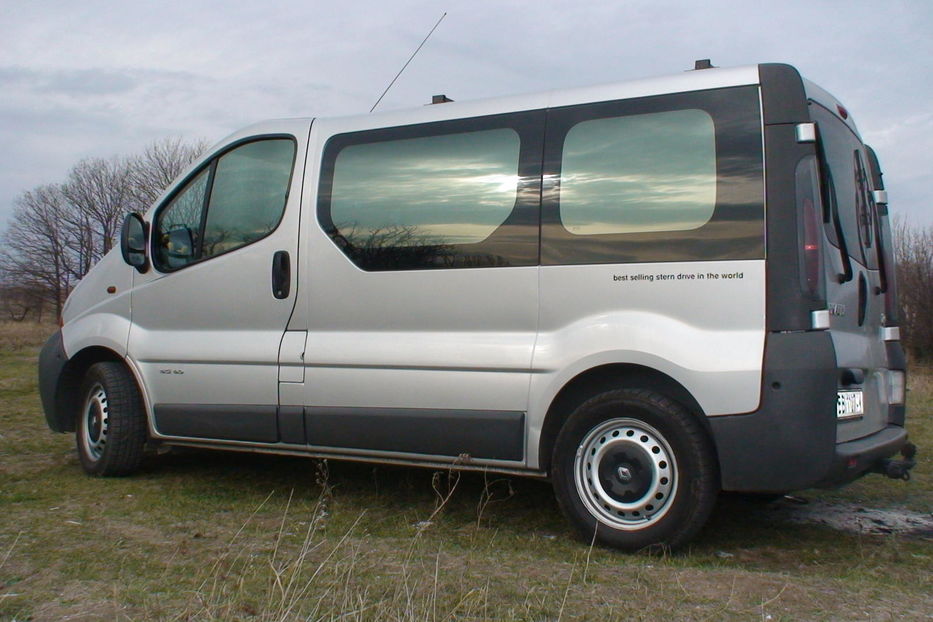 Продам Renault Trafic пасс. 2002 года в Луганске