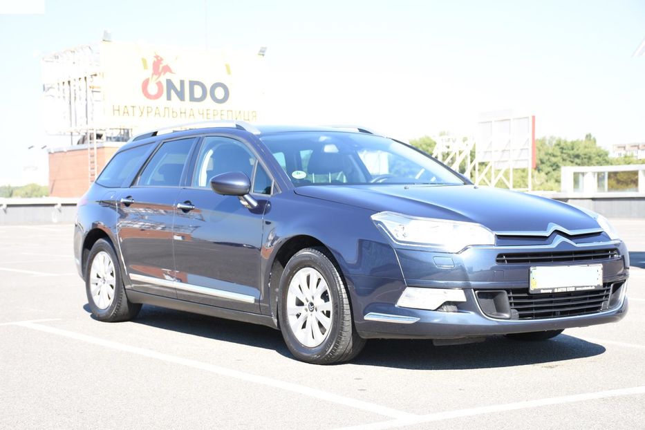 Продам Citroen C5 1.6 e-HDI 112л.с.  2013 года в Киеве