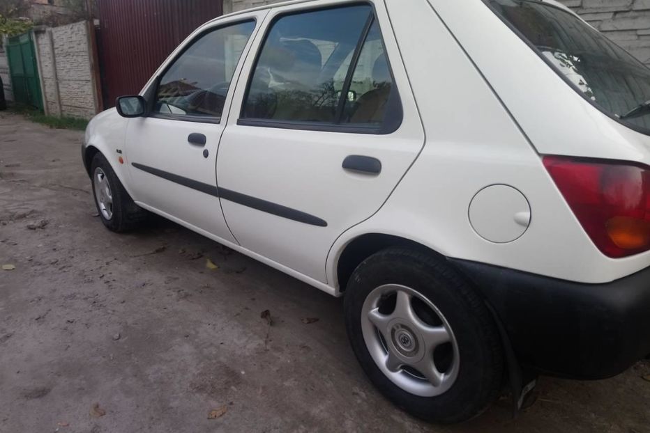 Продам Ford Fiesta 1996 года в Харькове