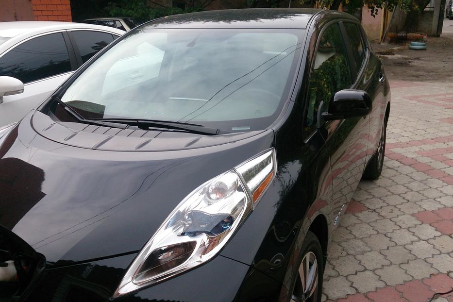 Продам Nissan Leaf SV 2015 года в Харькове