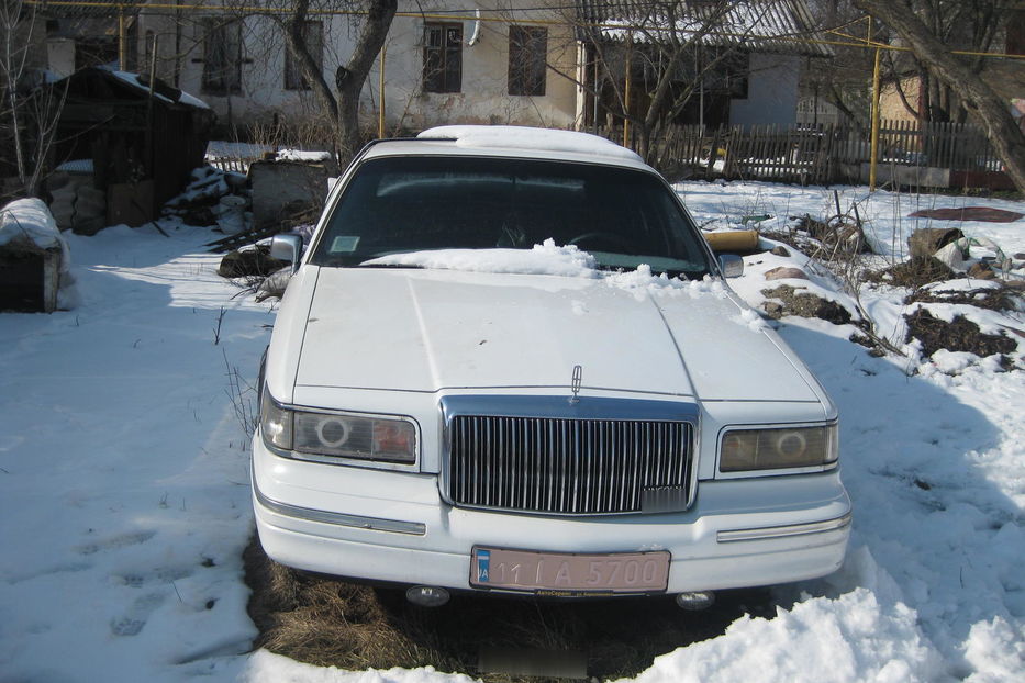 Продам Lincoln Town Car 2003 года в Киеве