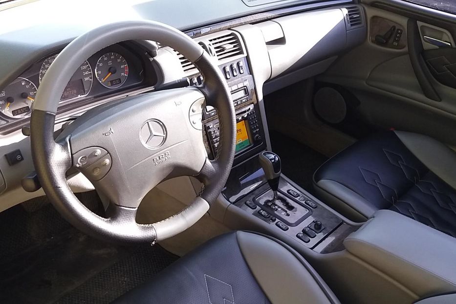 Продам Mercedes-Benz E-Class 2001 года в Харькове