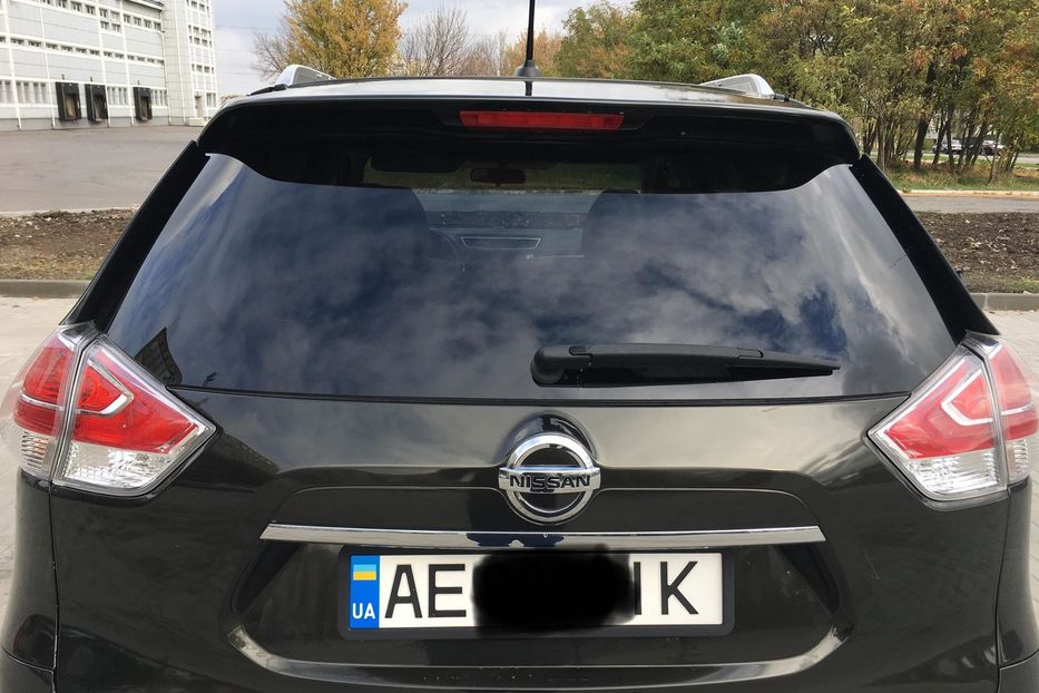 Продам Nissan X-Trail Максимальная 2016 года в Днепре