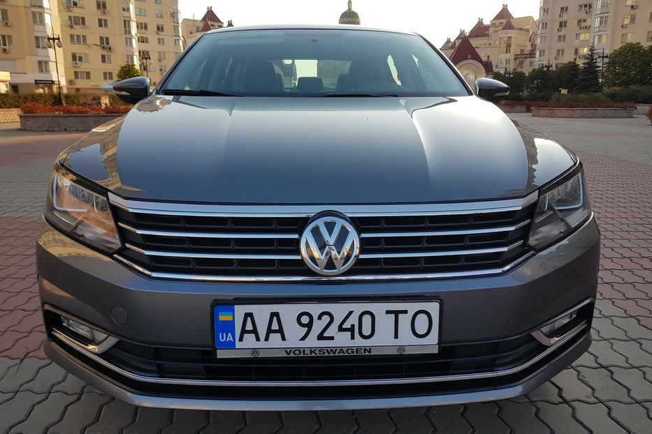 Продам Volkswagen Passat B8 1.8 TSI AVTOMAT! 2016 года в Киеве