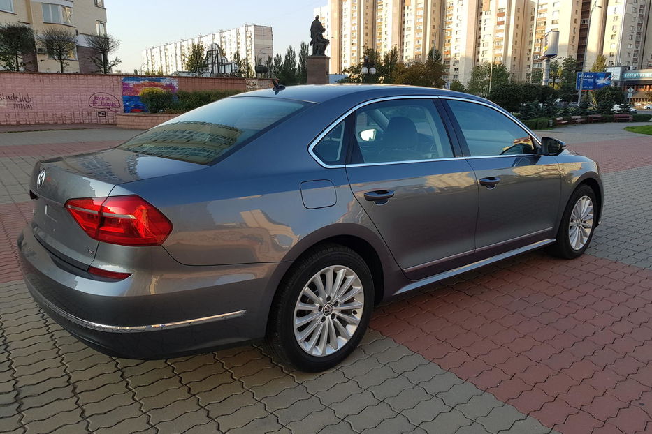 Продам Volkswagen Passat B8 1.8 TSI AVTOMAT! 2016 года в Киеве