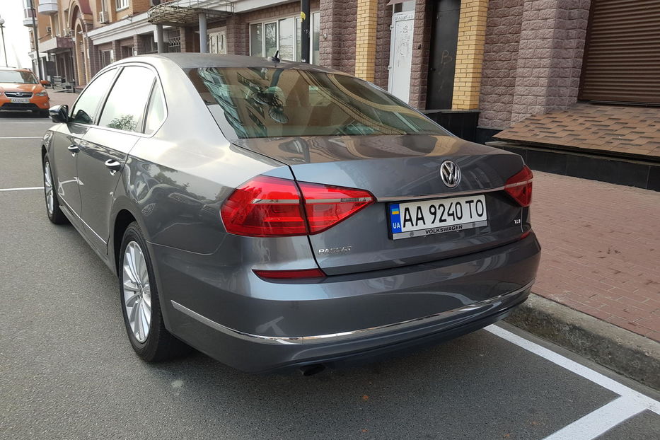 Продам Volkswagen Passat B8 1.8 TSI AVTOMAT! 2016 года в Киеве