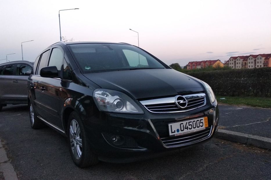 Продам Opel Zafira Family Plus cdti 2012 года в Хмельницком