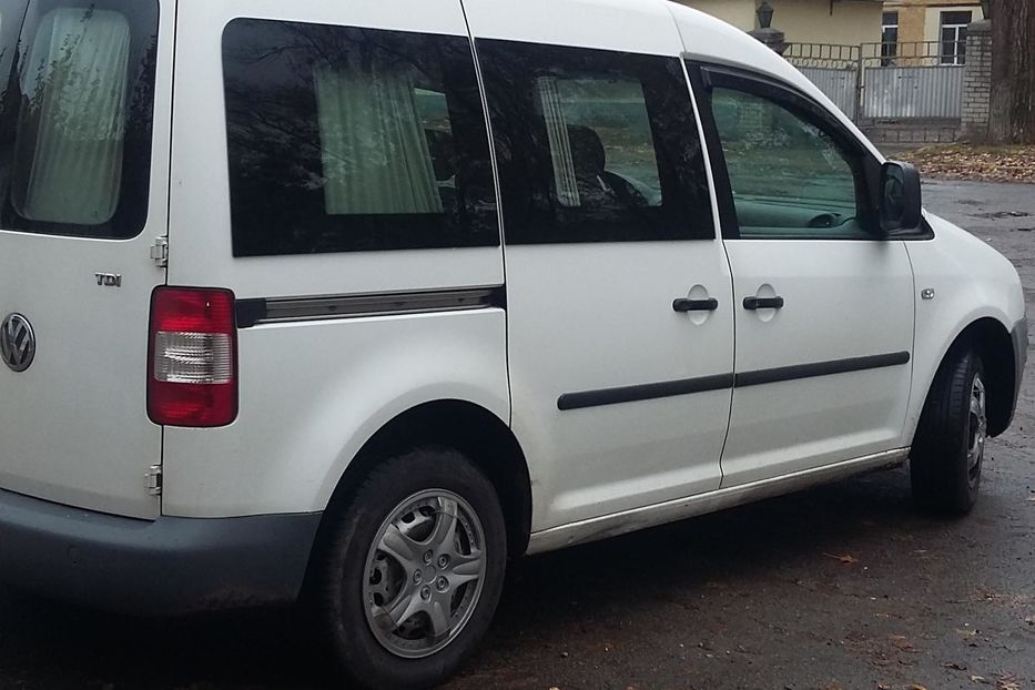 Продам Volkswagen Caddy пасс. 2006 года в Киеве