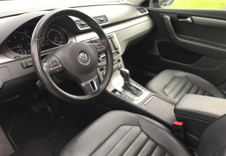 Продам Volkswagen Passat B7 2013 года в г. Мукачево, Закарпатская область