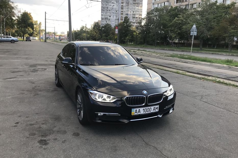 Продам BMW 328 X-drive Luxury  2014 года в Киеве