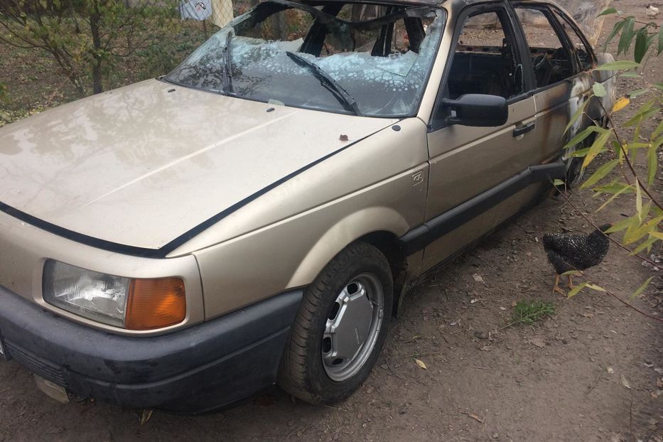 Продам Volkswagen Passat B3 1989 года в Чернигове