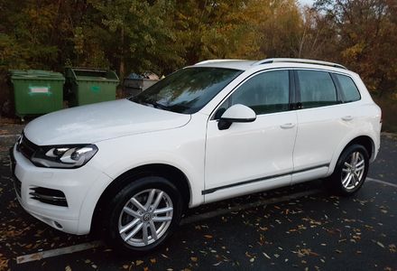Продам Volkswagen Touareg NF 2013 года в Киеве
