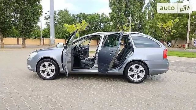 Продам Skoda Octavia A5 2012 года в Львове