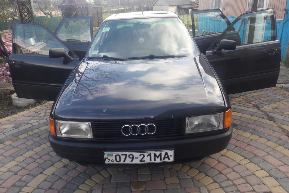 Продам Audi 80 1993 года в Ивано-Франковске