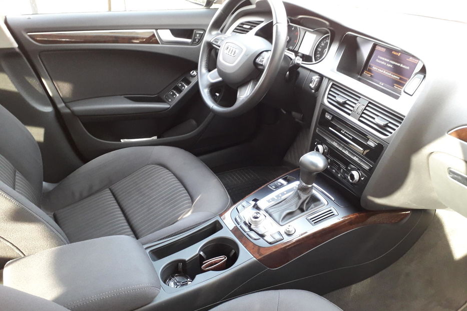 Продам Audi A4 2013 года в Черкассах