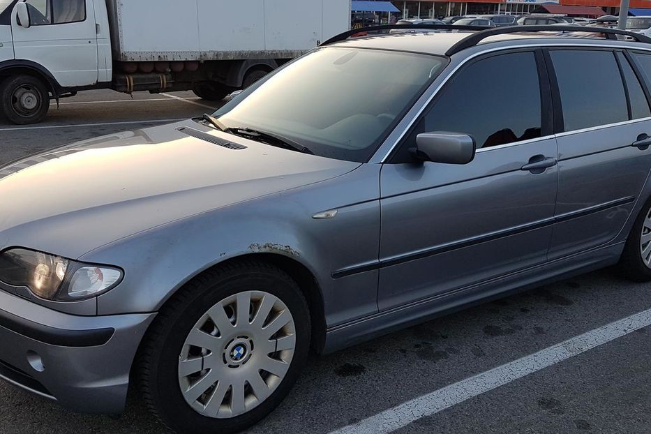 Продам BMW 320 2003 года в Киеве