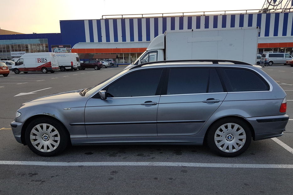 Продам BMW 320 2003 года в Киеве