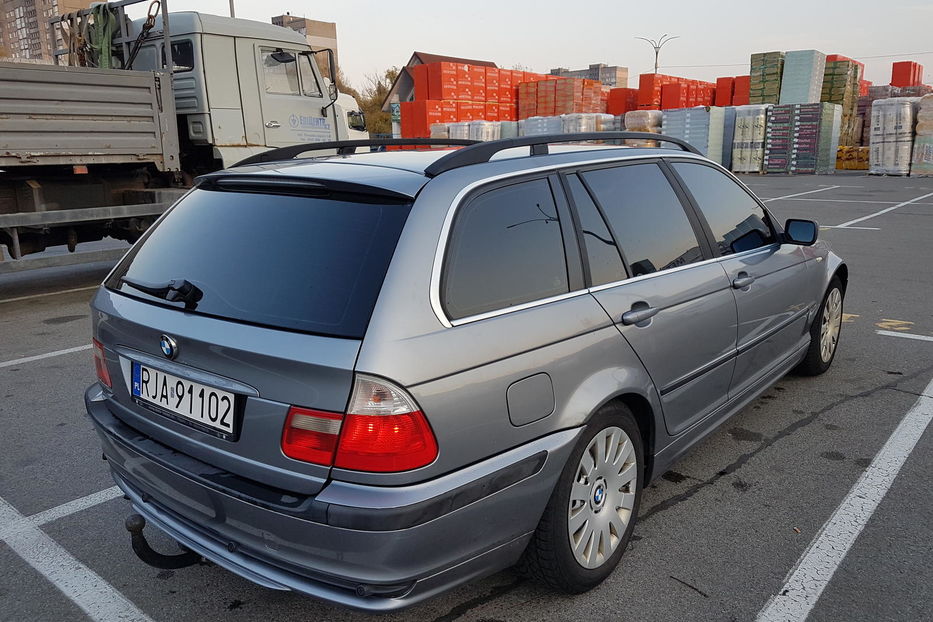 Продам BMW 320 2003 года в Киеве