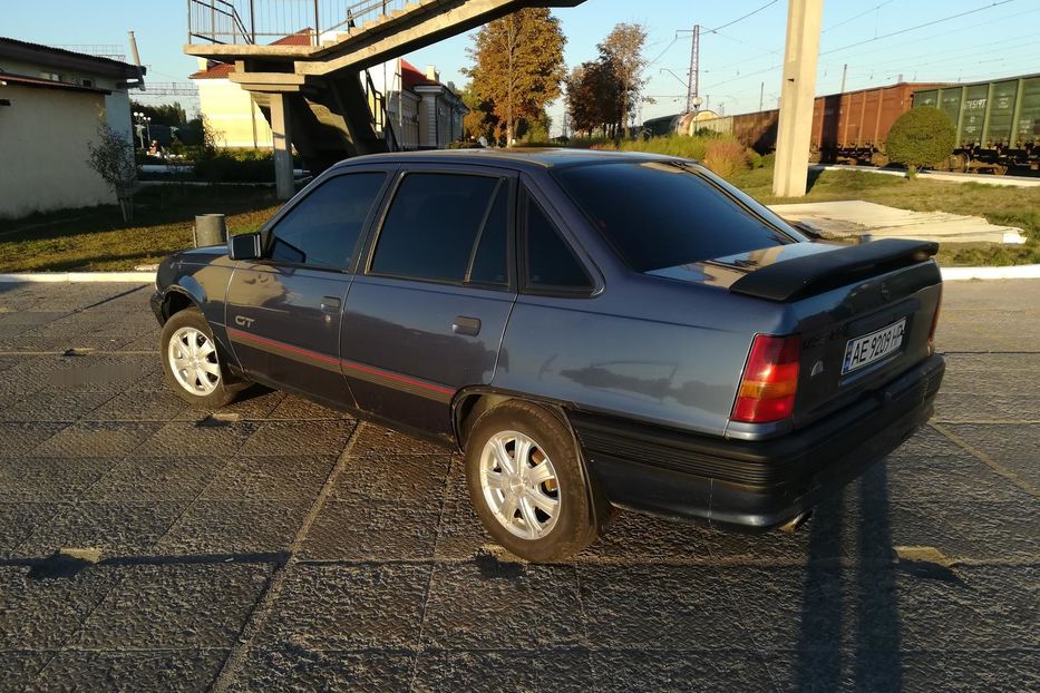 Продам Opel Kadett 1990 года в г. Павлоград, Днепропетровская область