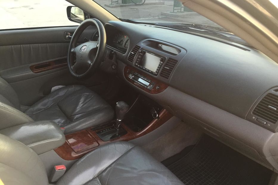 Продам Toyota Camry XLE 2001 года в Киеве