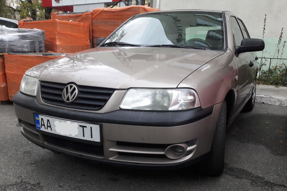 Продам Volkswagen Pointer 1.8 2006 года в Киеве