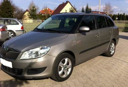 Продам Skoda Fabia Combi FAMILY 2011 года в Луцке