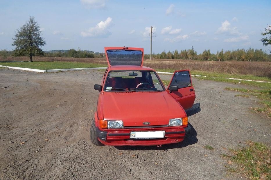 Продам Ford Fiesta 1987 года в г. Владимирец, Ровенская область