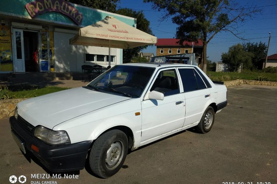 Продам Mazda 323 1989 года в Одессе