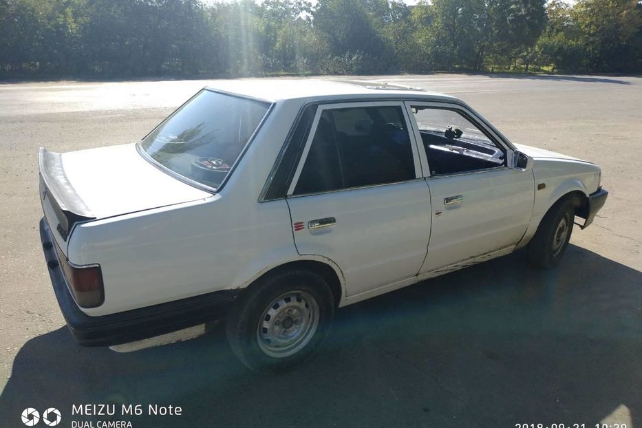 Продам Mazda 323 1989 года в Одессе