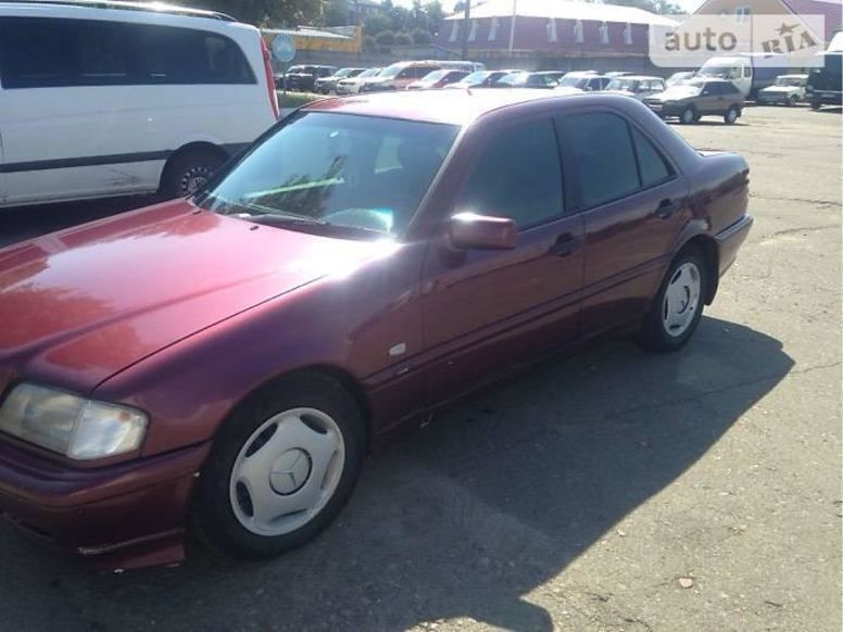 Продам Mercedes-Benz C-Class С-200 1997 года в г. Васильков, Киевская область