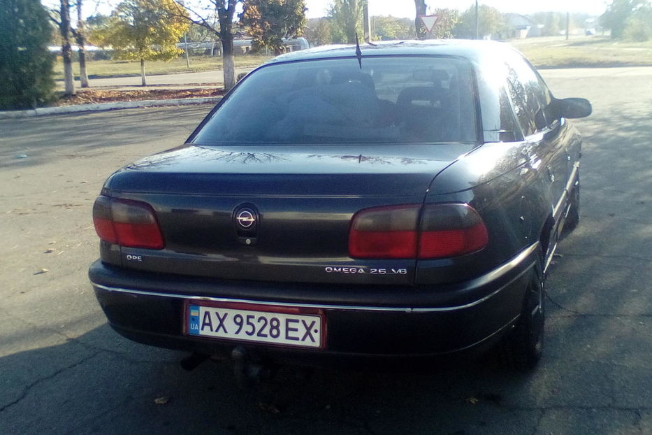 Продам Opel Omega 1994 года в Харькове