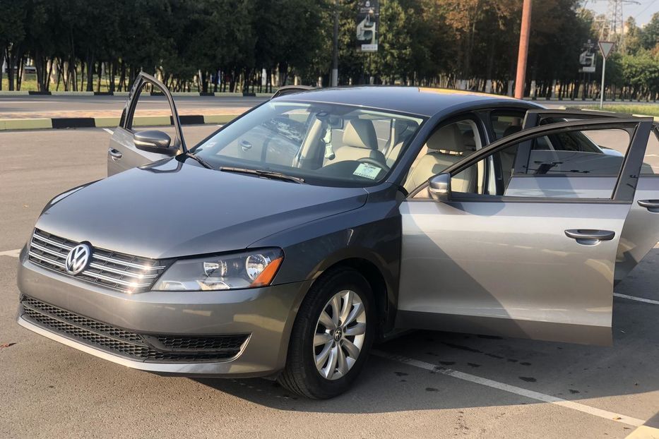 Продам Volkswagen Passat B7 SE 2013 года в Киеве