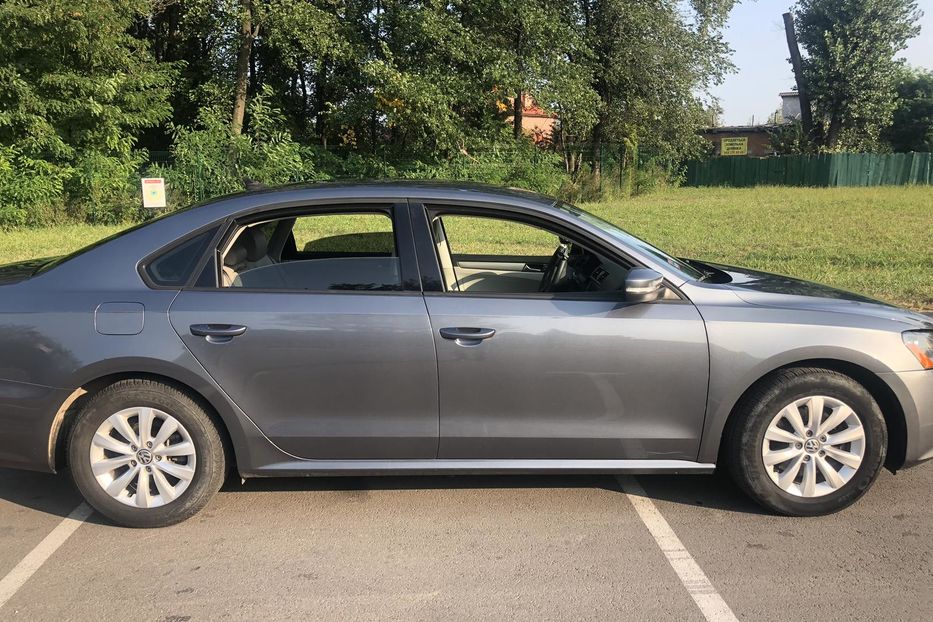 Продам Volkswagen Passat B7 SE 2013 года в Киеве