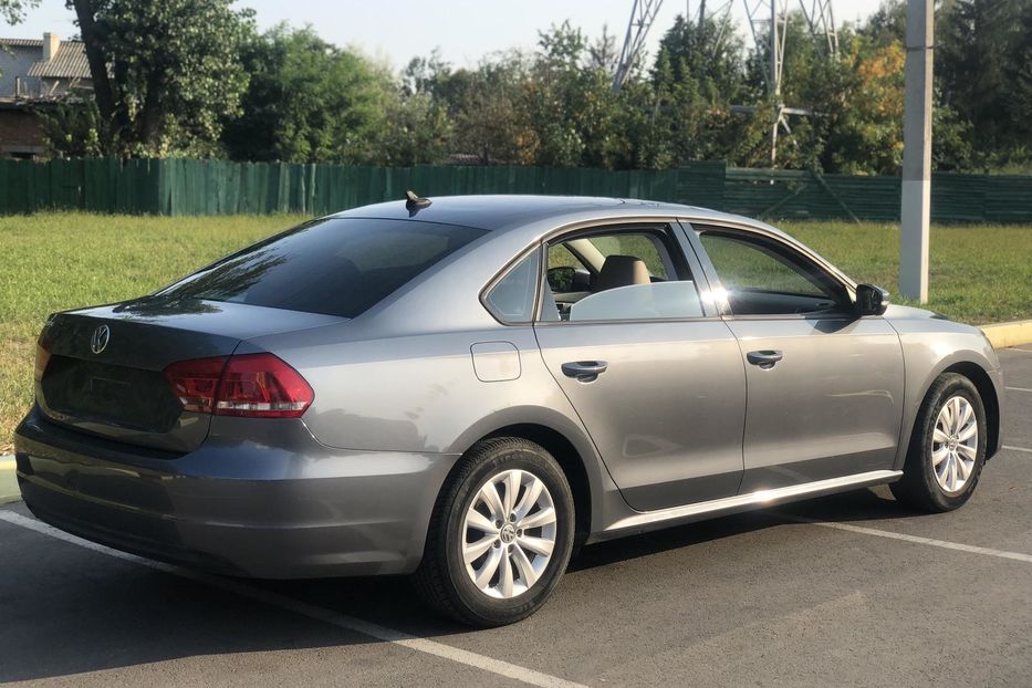 Продам Volkswagen Passat B7 SE 2013 года в Киеве